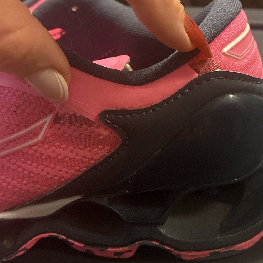 Mizuno Wave Prophecy 12 Womens Size 9 Pink Black Running Shoes J1GD2300-74 - Picture 2 of 11